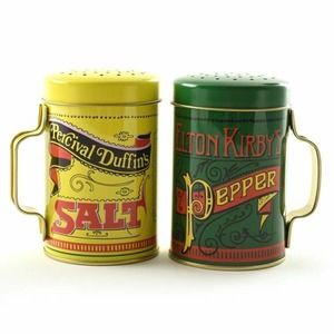 2-Piece Salt and Pepper Shakers Vintage Gift Nostalgic 10 oz Capacity Norpro NEW